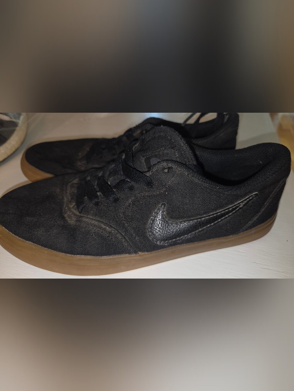 Nike SB CHECK Canvas GS Black Gum Skate Boarding Youth Shoe Size 4 905373-006